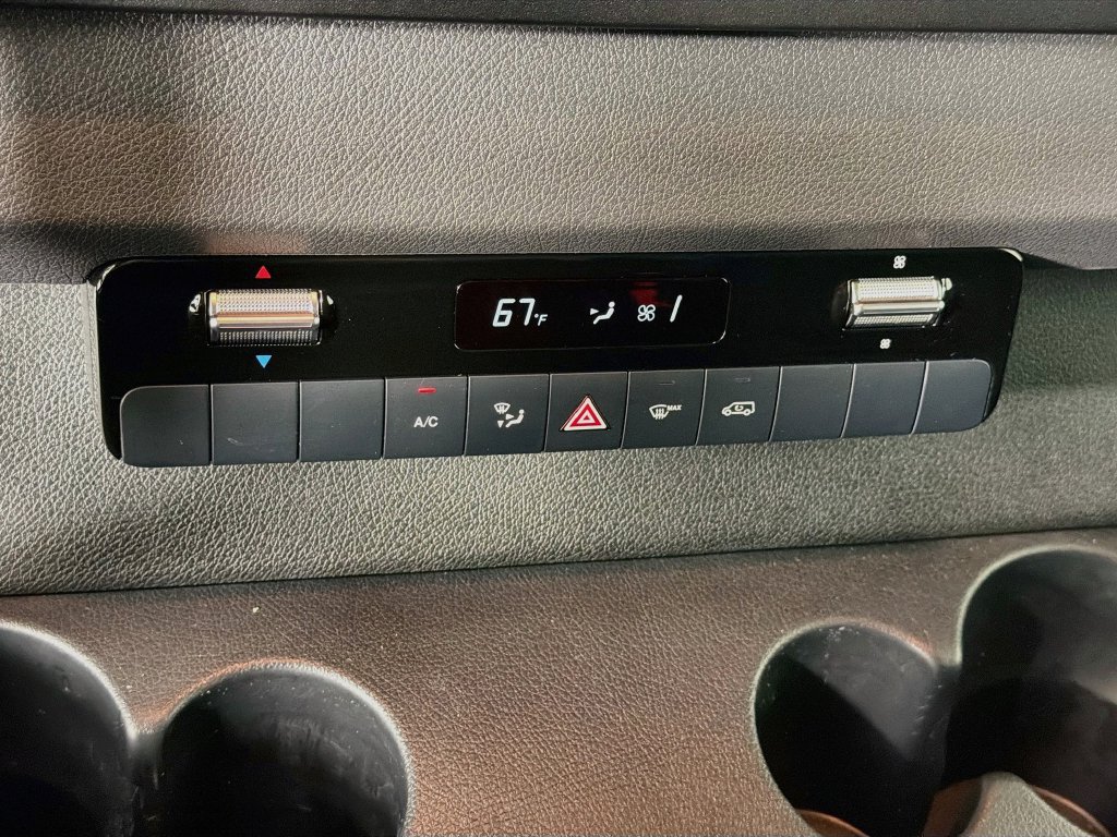 Used 2024 Mercedes-Benz Sprinter 2500 image 15
