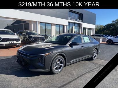 New 2025 Kia K4 LXS