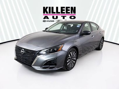 Used 2024 Nissan Altima 2.5 SV