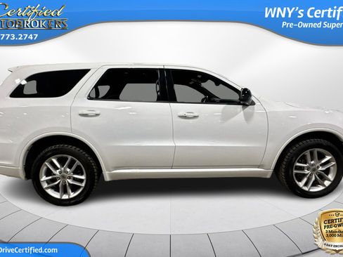 Used 2023 Dodge Durango GT image 4