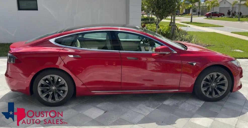 Used 2020 Tesla Model S Long Range Plus AWD/4WD image 1