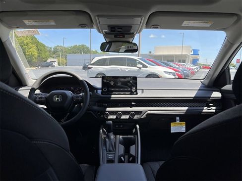 New 2025 Honda Accord SE image 22