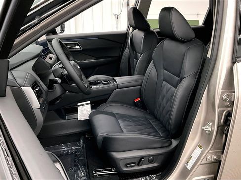 New 2026 Nissan Rogue Platinum w/ Platinum Premium Package AWD/4WD image 19
