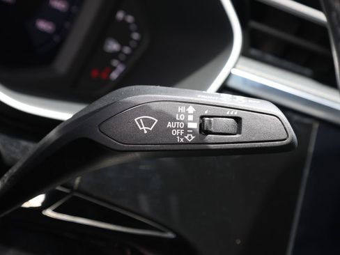 Used 2021 Audi Q3 2.0T Premium w/ Convenience Package AWD/4WD image 38