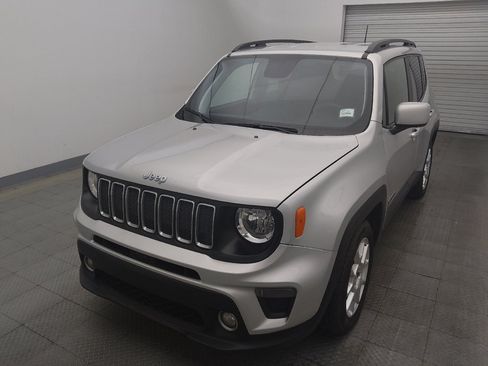 Used 2020 Jeep Renegade Latitude FWD image 15