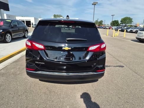 Used 2019 Chevrolet Equinox LT w/ Driver Convenience Package FWD image 8