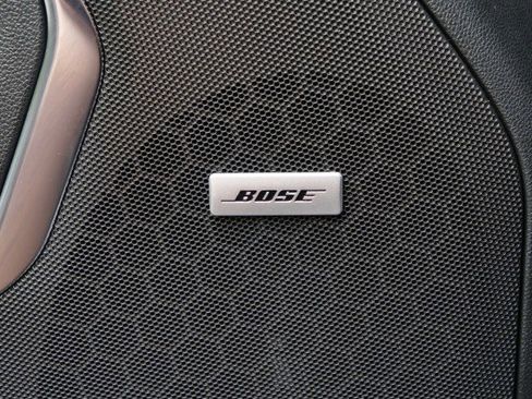 Used 2024 GMC Yukon XL SLT w/ SLT Luxury Package image 20