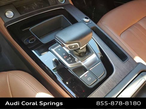 Used 2022 Audi Q5 Premium Plus image 24