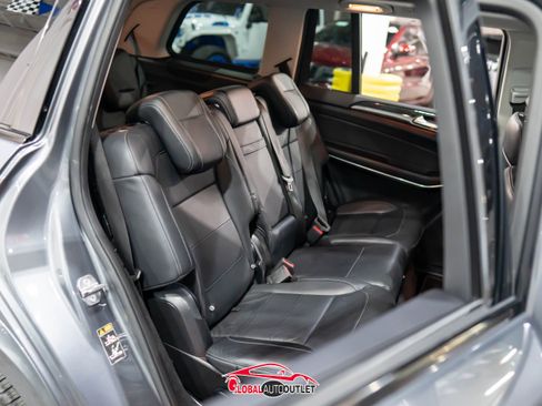 Used 2018 Mercedes-Benz GLS 550 4MATIC w/ Driver Assistance Package image 18