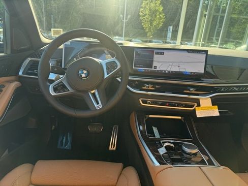 New 2026 BMW X5 M60i w/ Climate Comfort Package image 12