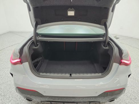 Used 2024 BMW 430i Coupe w/ M Sport Package RWD image 19