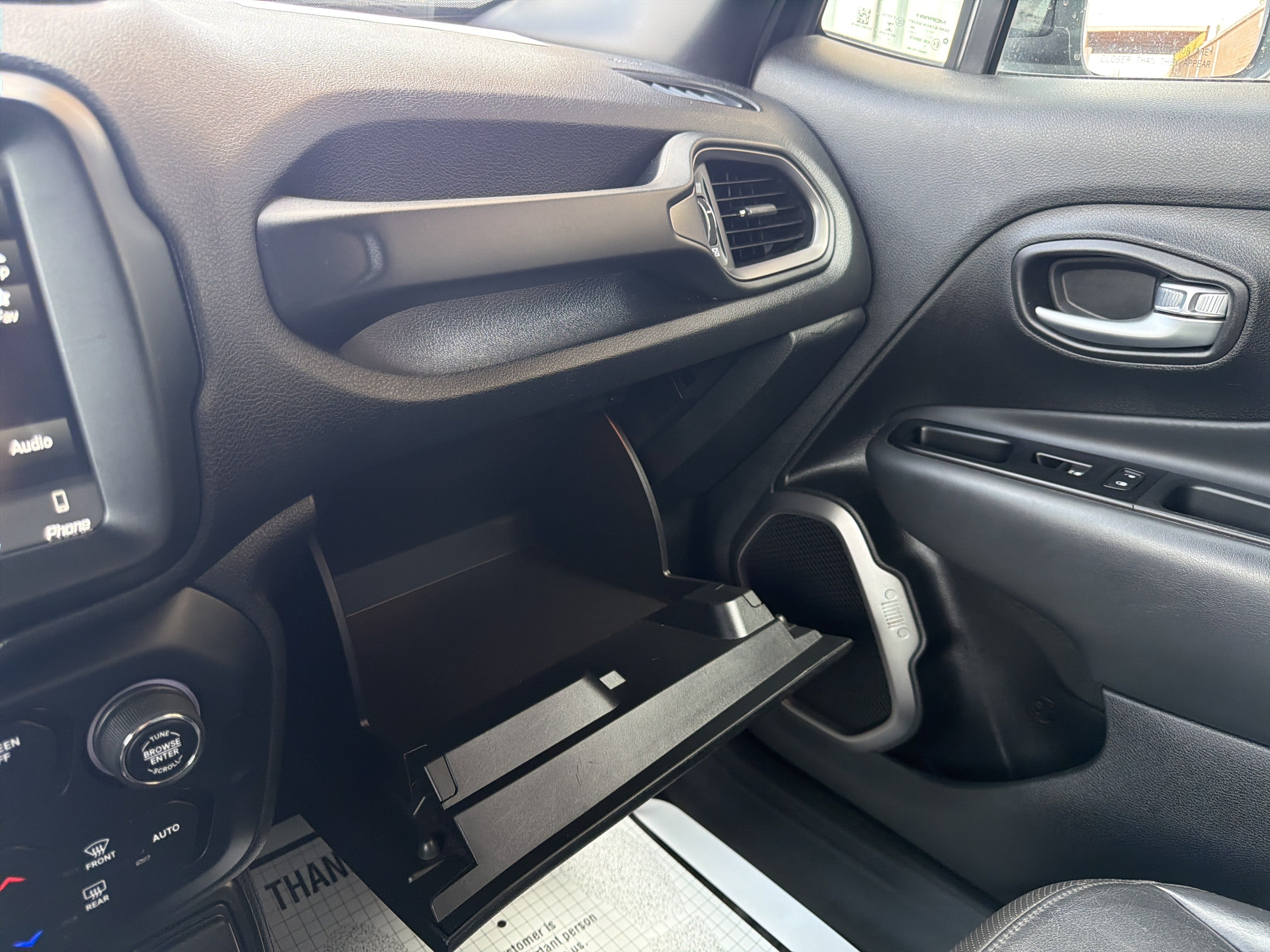 Used 2020 Jeep Renegade Altitude AWD/4WD image 21