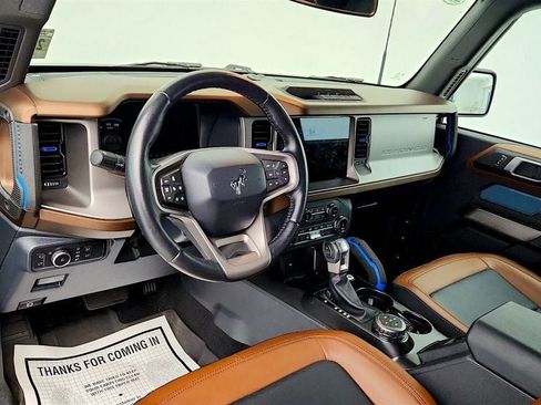 Used 2022 Ford Bronco Outer Banks AWD/4WD image 12