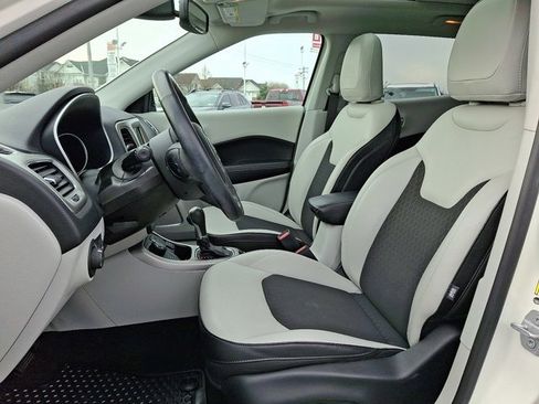 Certified 2019 Jeep Compass Latitude w/ Popular Equipment Group image 16