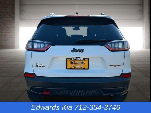 Used 2022 Jeep Cherokee Trailhawk w/ Technology Group B image 5