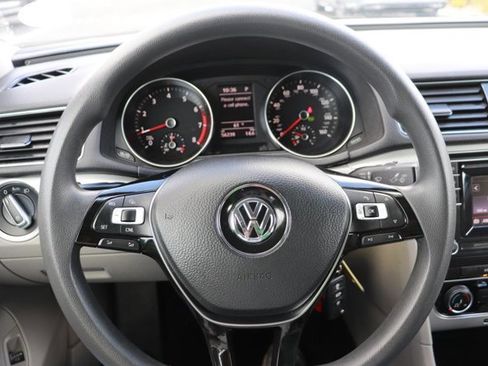 Used 2018 Volkswagen Passat 2.0T S image 18