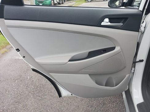 Used 2021 Hyundai Tucson SEL w/ Cargo Package FWD image 14