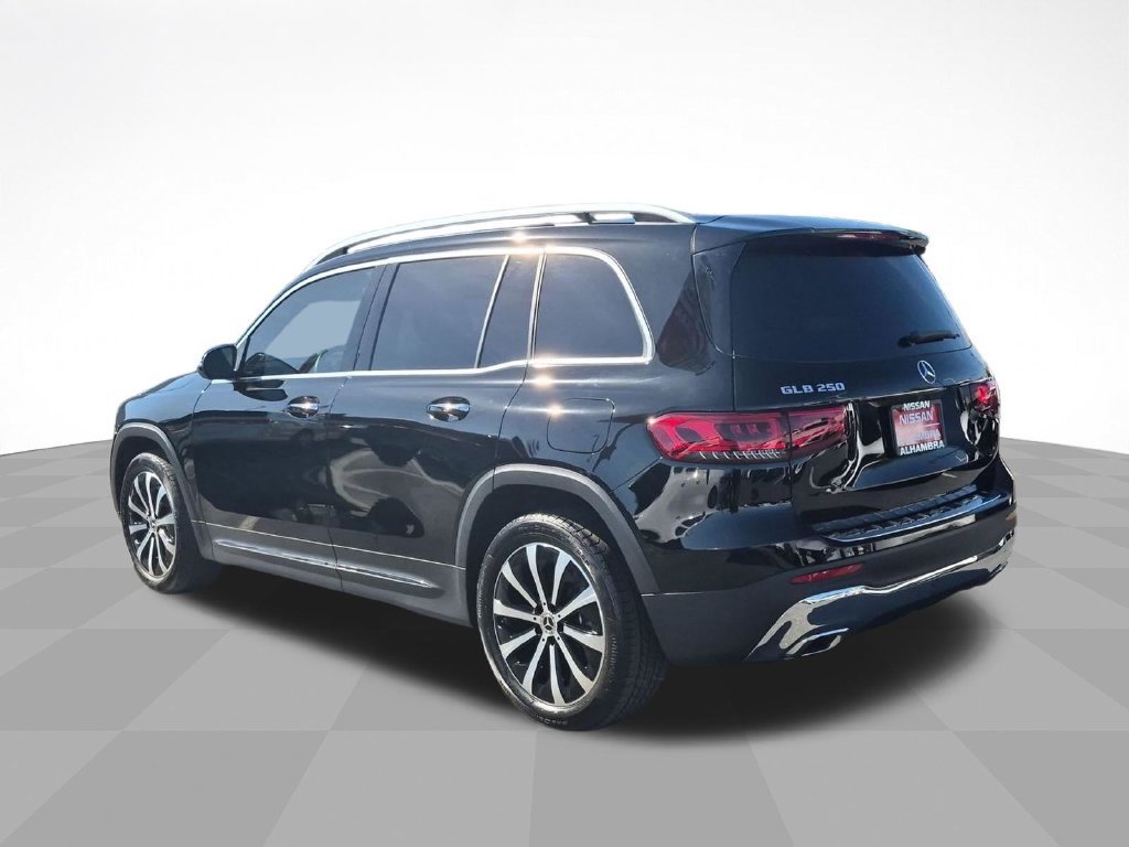 Used 2023 Mercedes-Benz GLB 250 image 7