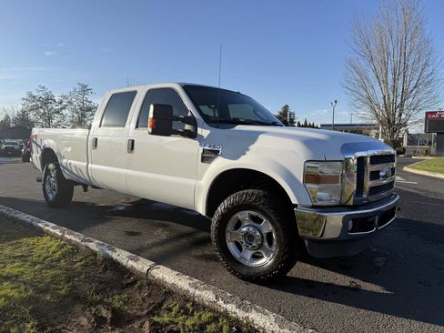 Used 2010 Ford F350 XLT image 4