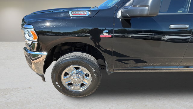 Used 2024 RAM 2500 Tradesman w/ Chrome Appearance Group AWD/4WD image 39