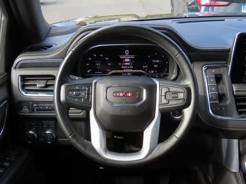 Used 2023 GMC Yukon SLT image 20