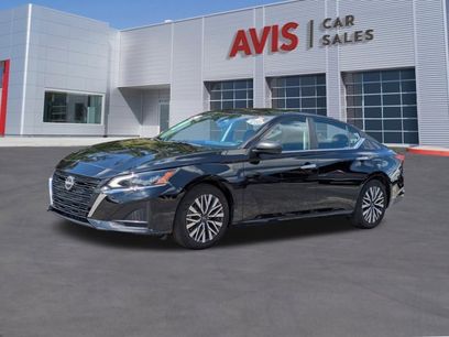 Used 2024 Nissan Altima 2.5 SV