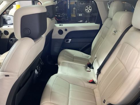 Used 2021 Land Rover Range Rover Sport HSE Silver Edition AWD/4WD image 25