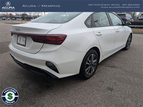 Used 2023 Kia Forte LXS image 6