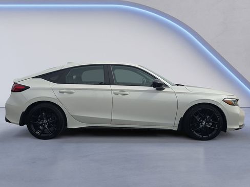 Used 2025 Honda Civic Sport image 6