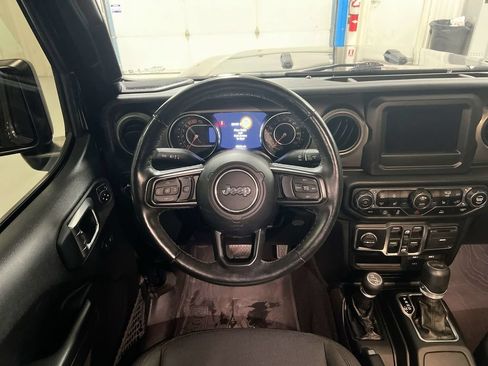 Used 2021 Jeep Wrangler Unlimited Sport AWD/4WD image 11