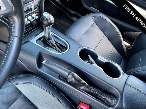 Used 2021 Ford Mustang GT Premium RWD image 8