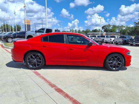 Used 2020 Dodge Charger SXT w/ Blacktop Package RWD image 5