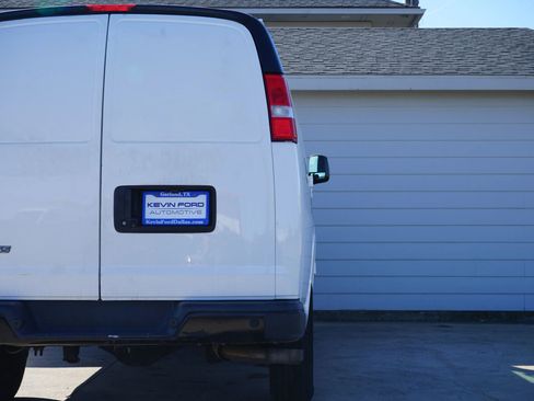 Used 2021 Chevrolet Express 2500 w/ Driver Convenience Package image 36