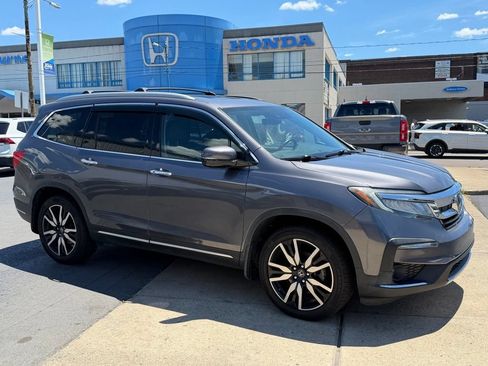 Certified 2020 Honda Pilot Touring image 32