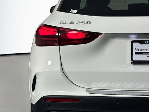New 2026 Mercedes-Benz GLA 250 image 14