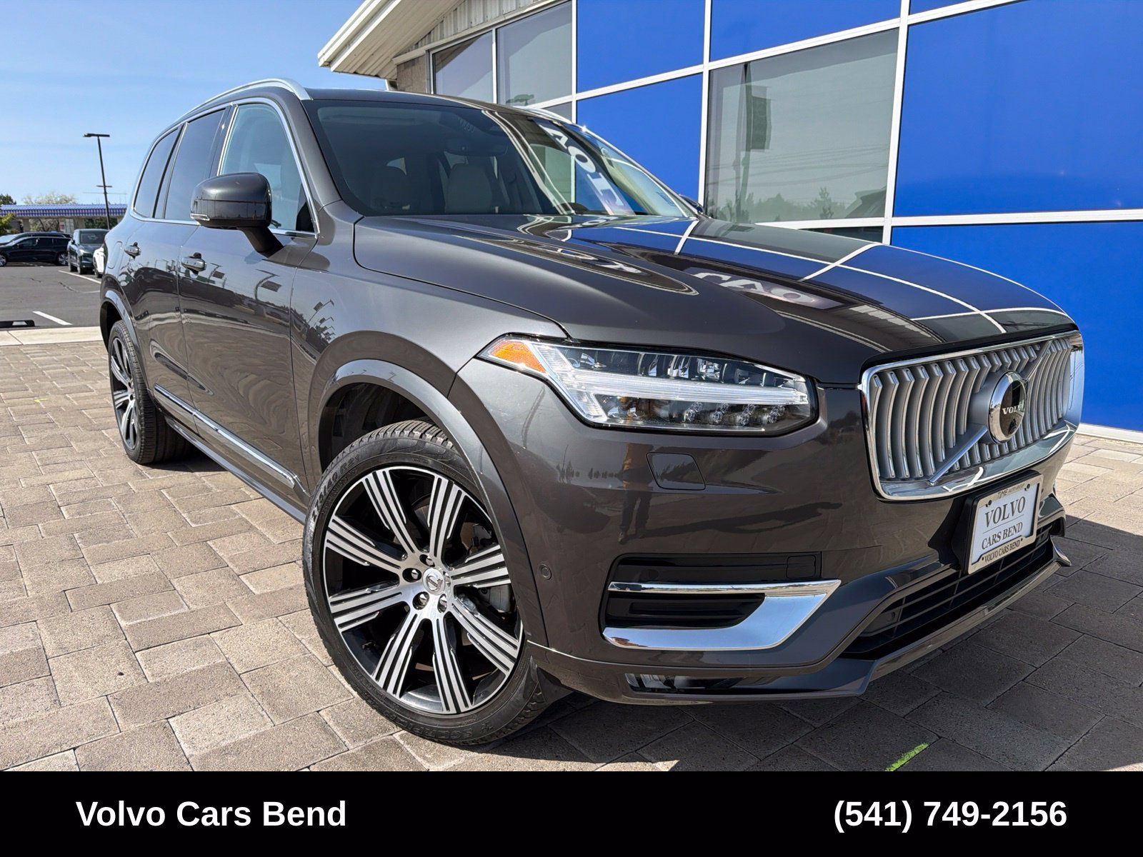Used 2023 Volvo XC90 B6 Ultimate w/ Protection Package Premier AWD/4WD image 2