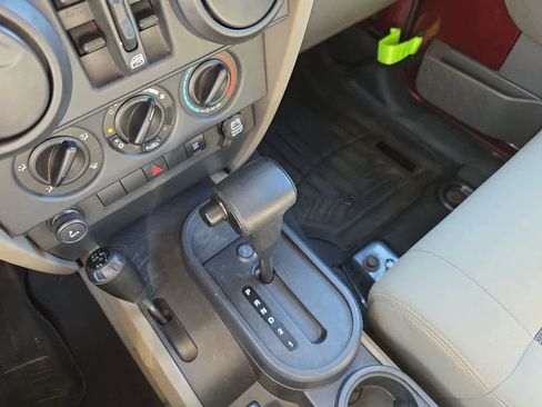 Used 2008 Jeep Wrangler X image 19