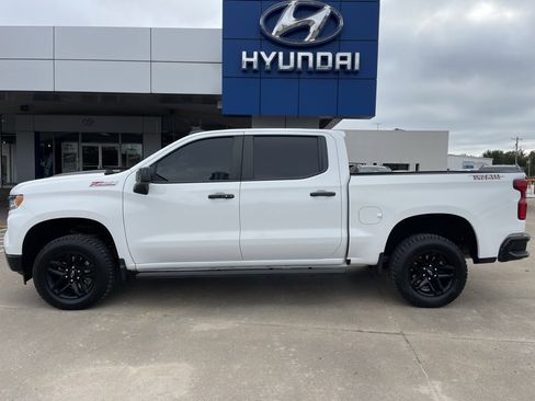 Used 2024 Chevrolet Silverado 1500 LT Trail Boss w/ Protection Package image 9