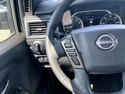 Certified 2024 Nissan Titan SV w/ SV Bronze Edition Package RWD image 16
