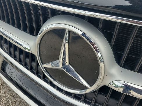 Used 2024 Mercedes-Benz C 300 Sedan image 8