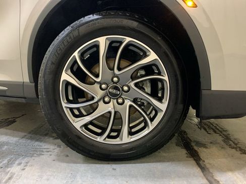 Used 2022 Lincoln Corsair AWD w/ Equipment Group 101A image 9