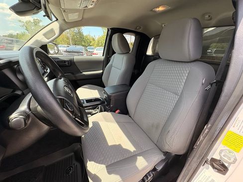 Used 2023 Toyota Tacoma SR RWD image 22