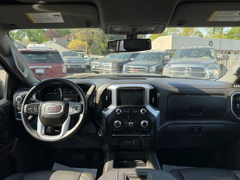 Used 2019 GMC Sierra 1500 SLT w/ SLT Premium Package AWD/4WD image 12