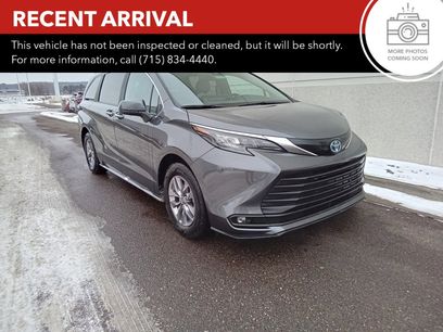 Certified 2025 Toyota Sienna XLE