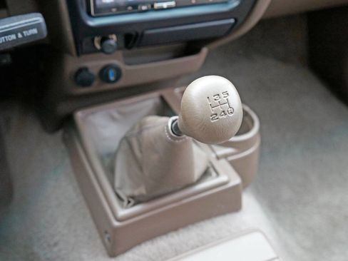 Used 2000 Toyota Tacoma 2WD Xtracab V6 image 21