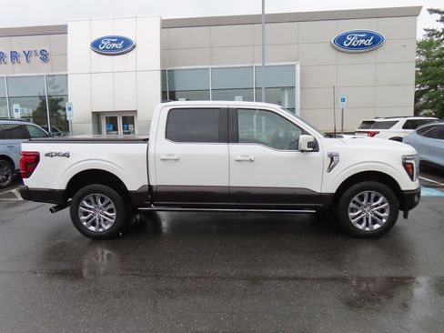 Used 2024 Ford F150 King Ranch AWD/4WD image 4