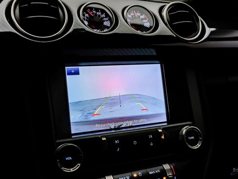 Used 2021 Ford Mustang Shelby GT500 w/ Carbon Fiber Track Pack RWD image 80