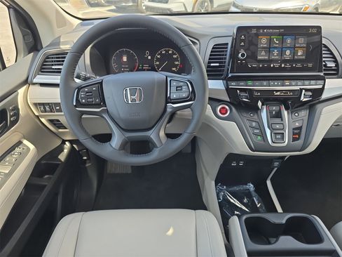 New 2026 Honda Odyssey EX-L image 12