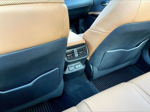 Used 2022 Lexus ES 350 w/ Premium Package FWD image 12