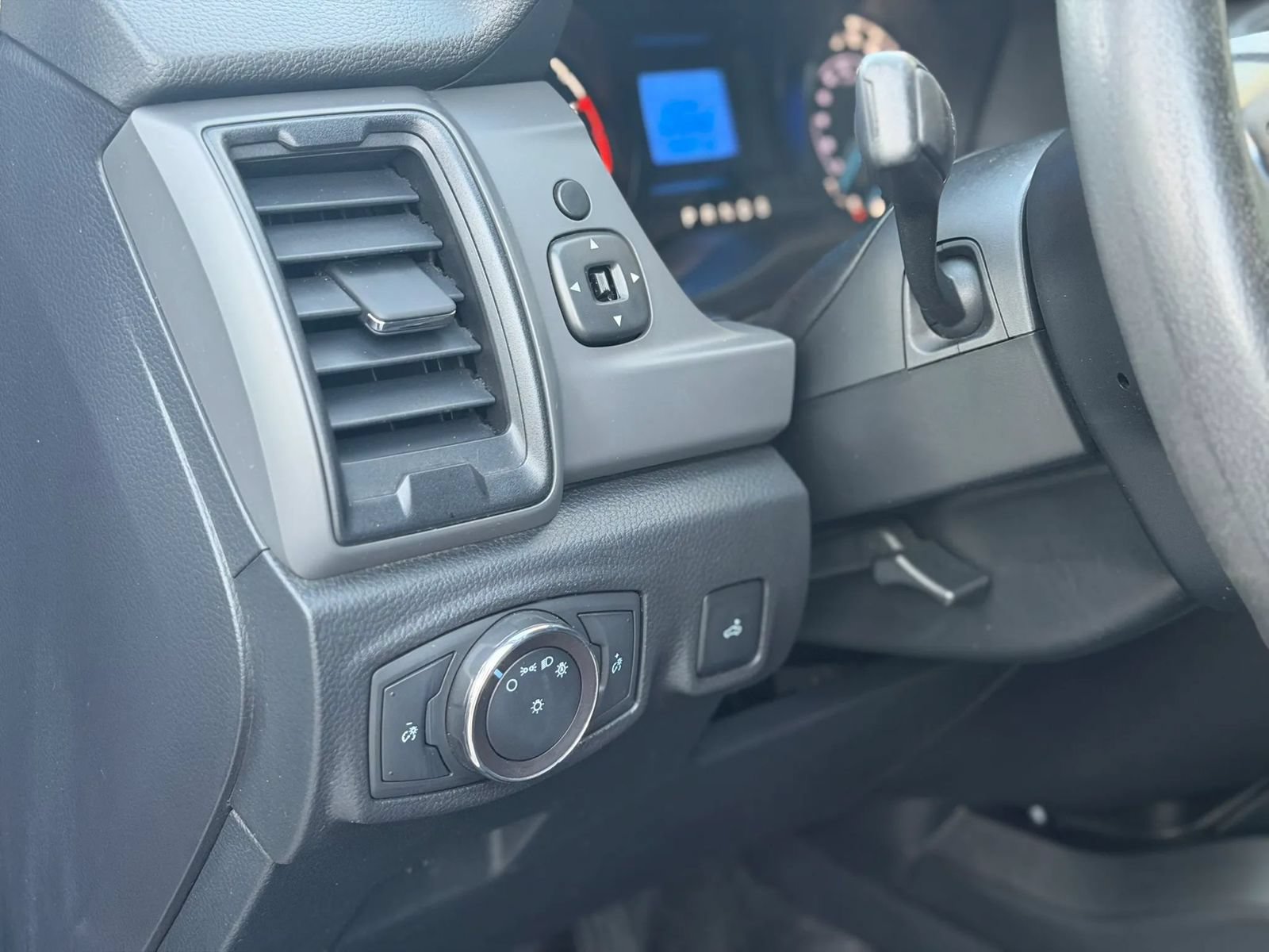 Used 2019 Ford Ranger XL w/ Equipment Group 101A Mid RWD image 16